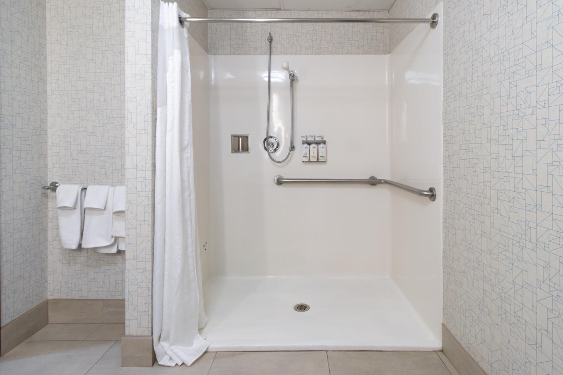 Holiday Inn Express Hotel & Suites Swansea by IHG gallery photo in Swansea, MA — image 6
