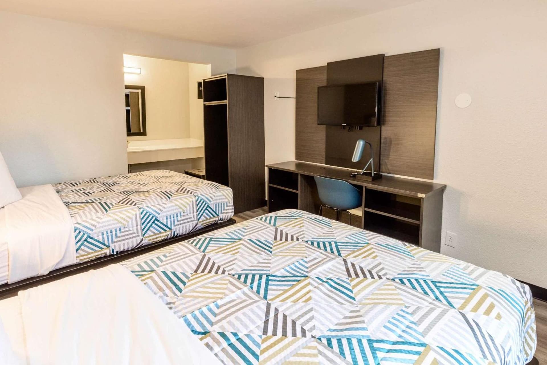 Motel 6-Carlsbad, CA - East Near LEGOLAND gallery photo in Carlsbad, CA — image 30