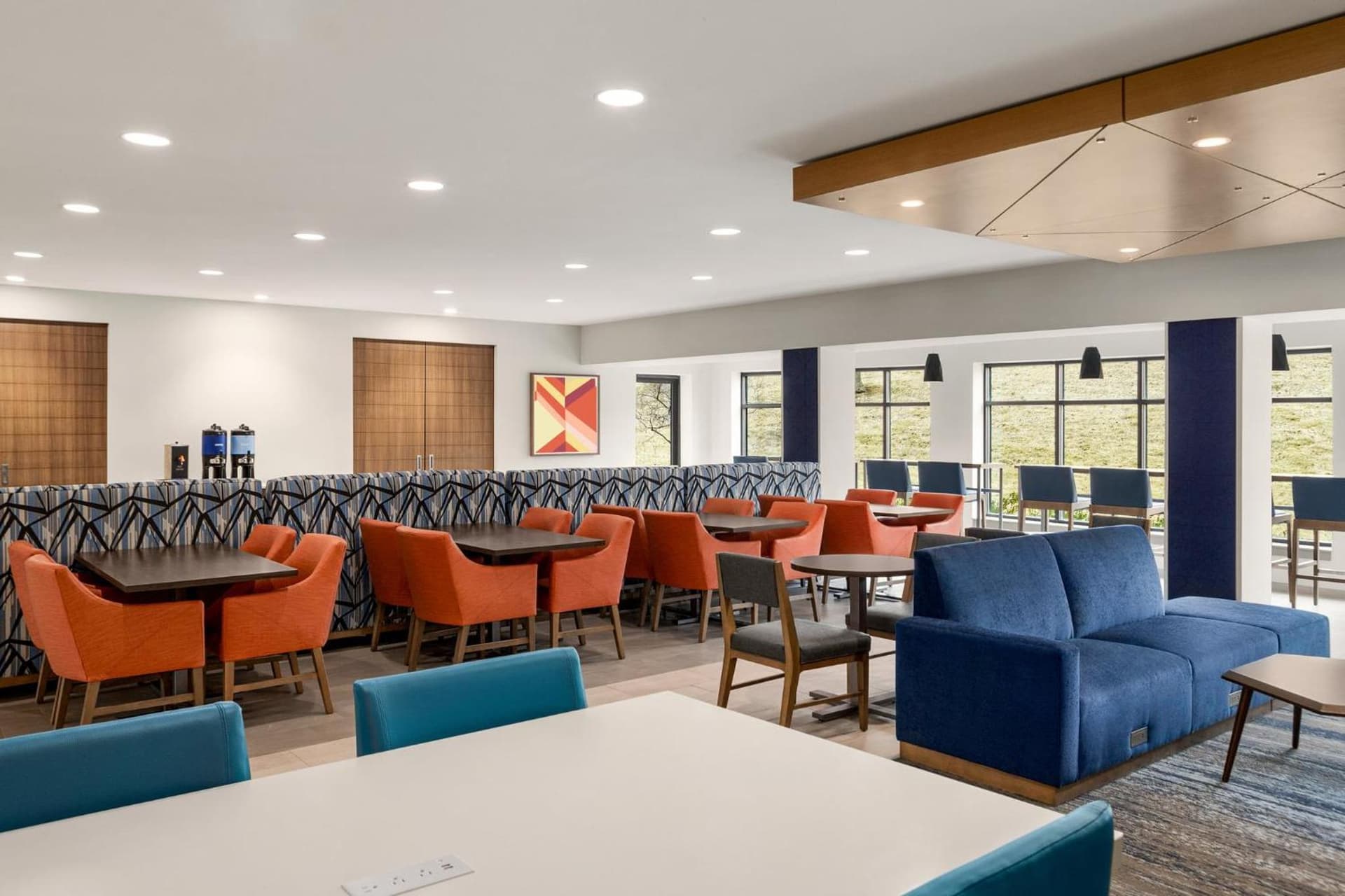Holiday Inn Express & Suites East Greenbush Albany-Skyline by IHG gallery photo in Rensselaer, NY — image 7