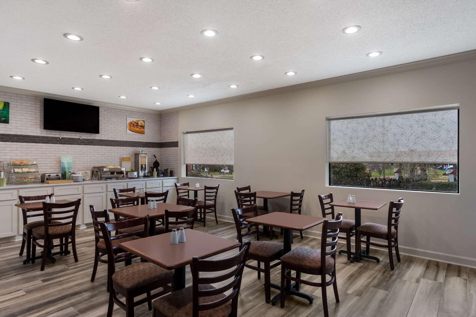 Quality Inn & Suites Pearl-Jackson gallery photo in Pearl, MS — image 18