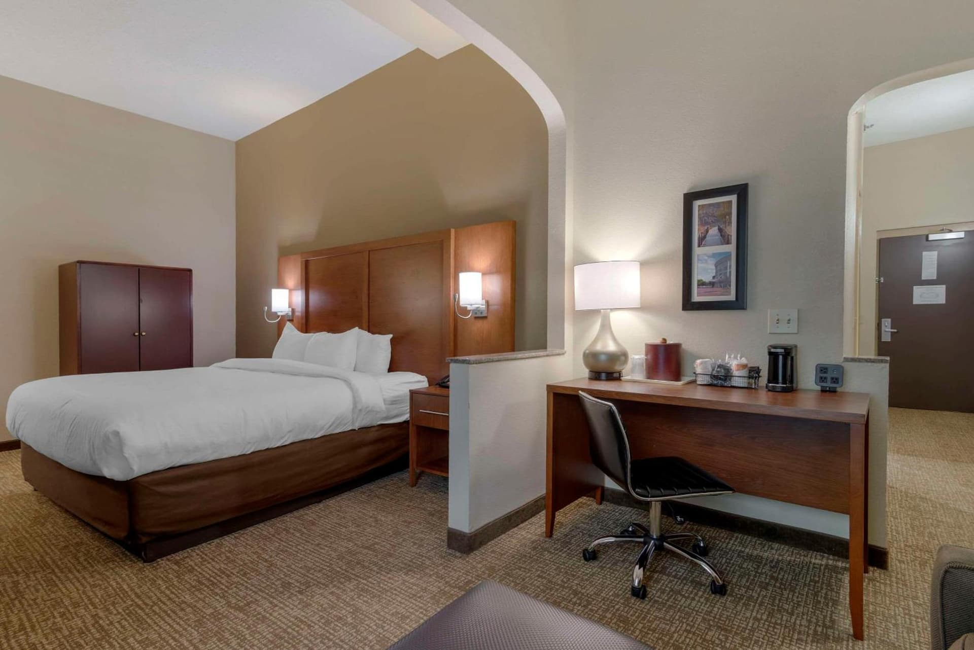 Comfort Suites Columbus State University Area gallery photo in Columbus, GA — image 37
