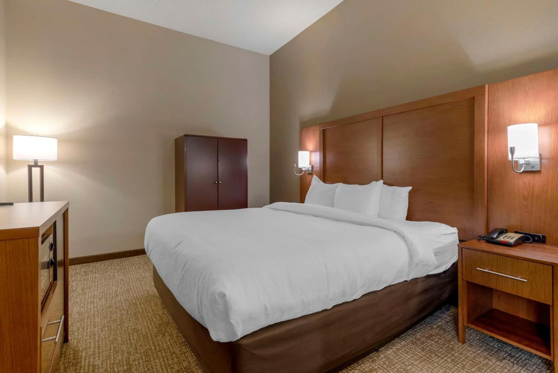 Comfort Suites Columbus State University Area gallery photo in Columbus, GA — image 35