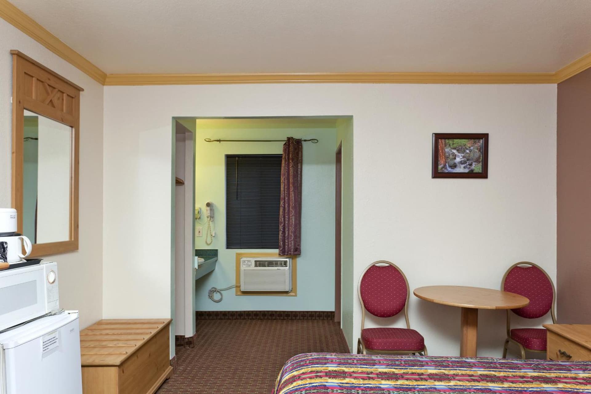 National 9 Inn - Placerville gallery photo in Placerville, CA — image 27