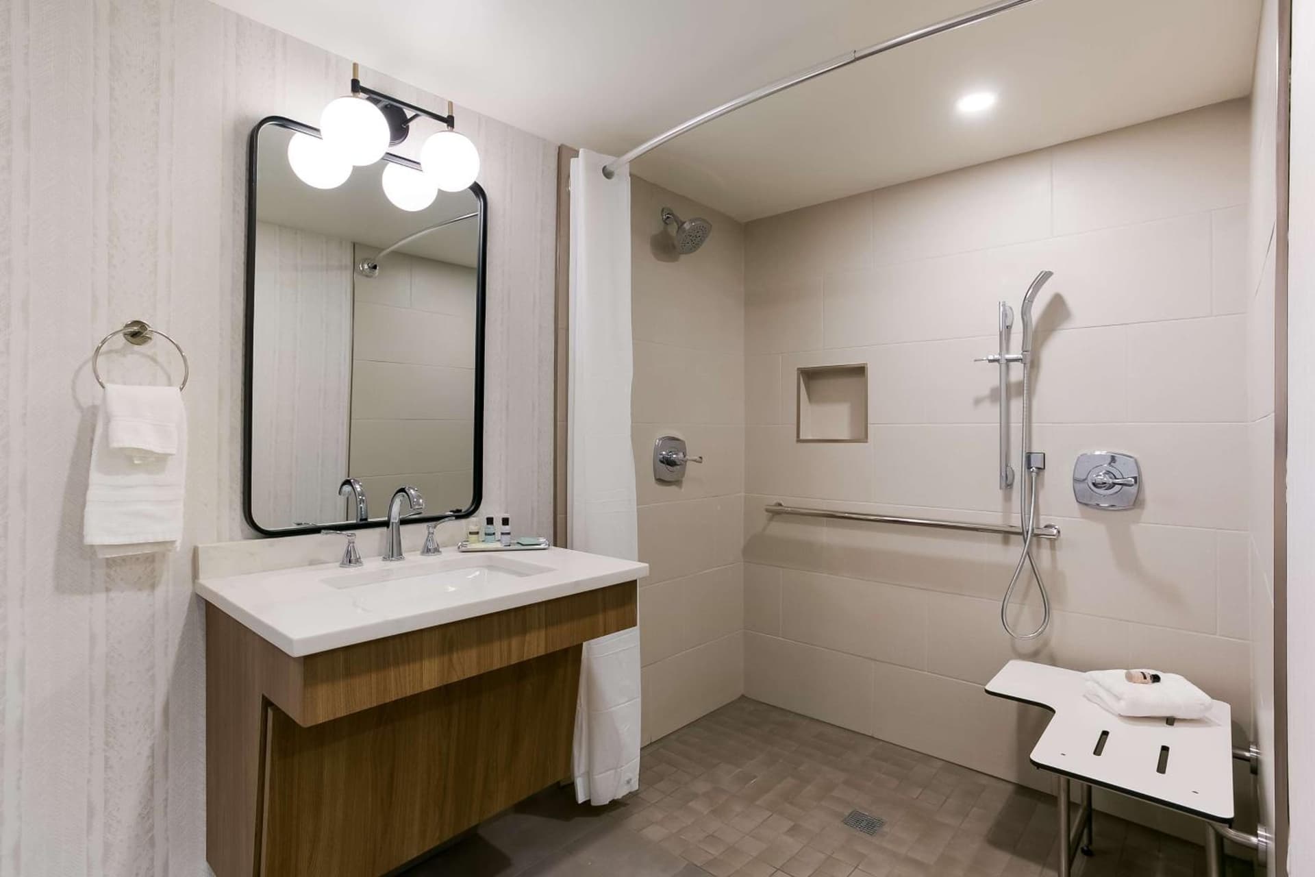 Best Western Premier the Central Hotel & Conference Center gallery photo in Harrisburg, PA — image 21