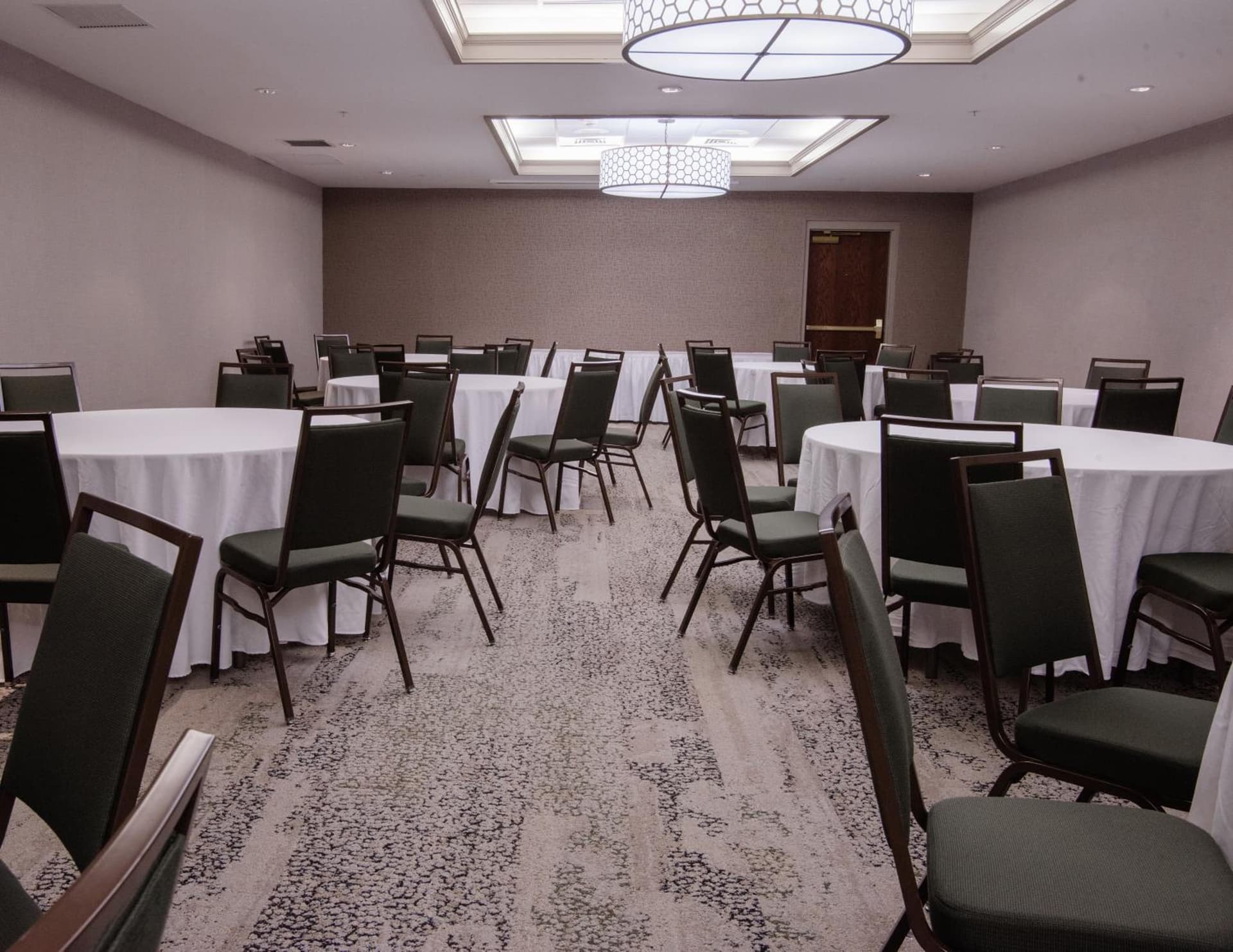 Courtyard by Marriott Hickory gallery photo in Hickory, NC — image 32