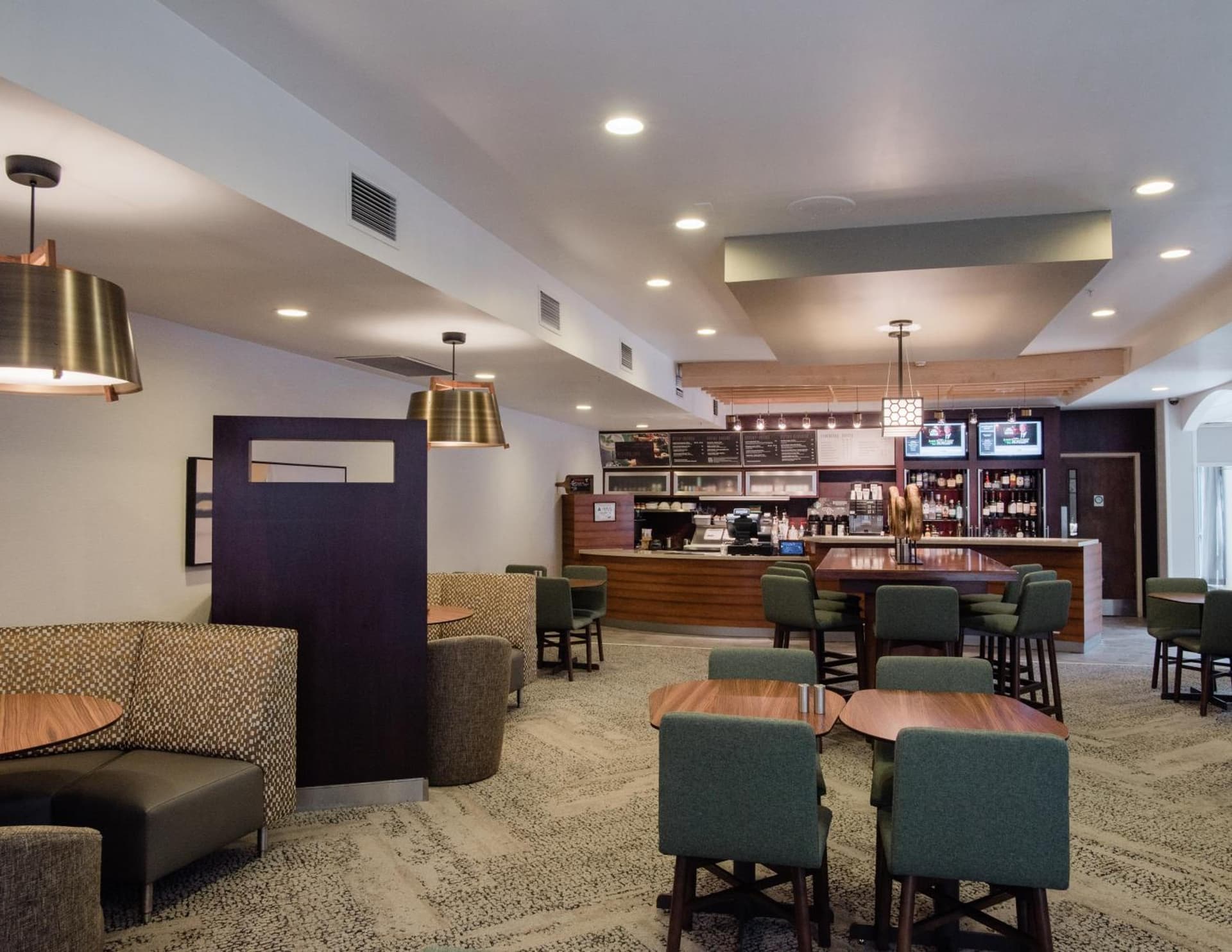 Courtyard by Marriott Hickory gallery photo in Hickory, NC — image 21