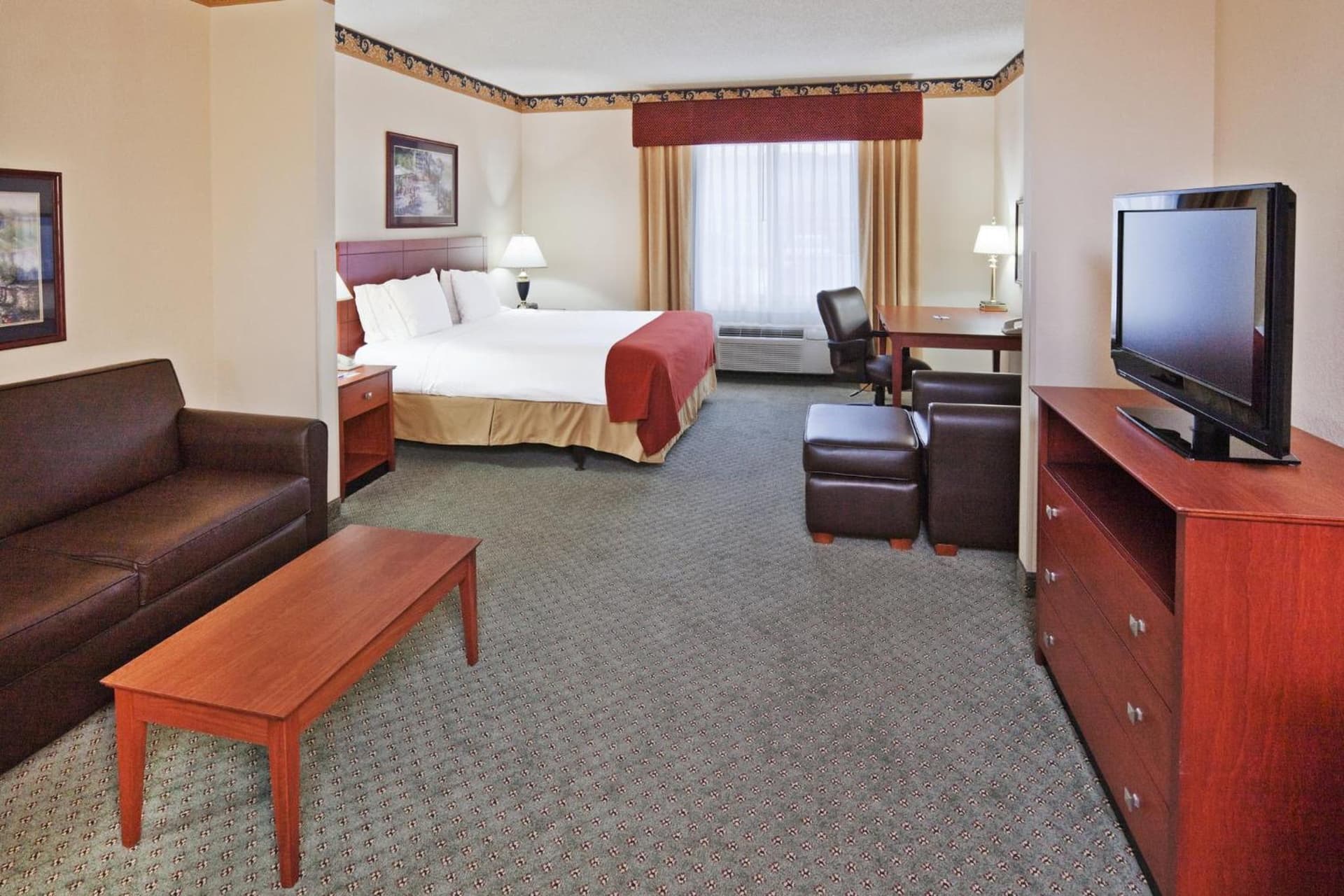 Holiday Inn Express Hotel & Suites Dallas Lewisville by IHG gallery photo in Lewisville, TX — image 4
