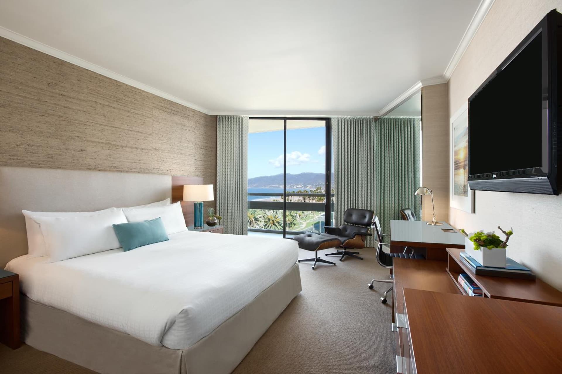 Fairmont Miramar Hotel & Bungalows gallery photo in Los Angeles, CA — image 161