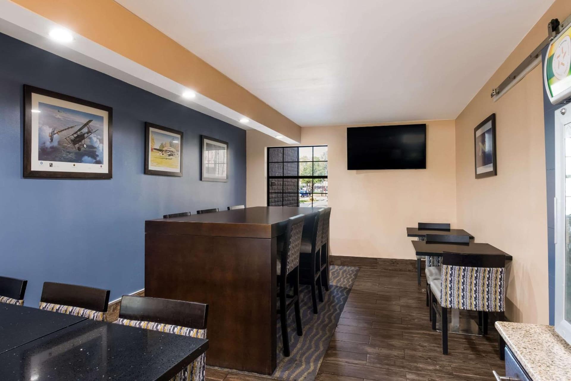 Quality Inn & Suites Airport gallery photo in Charlotte, NC — image 25