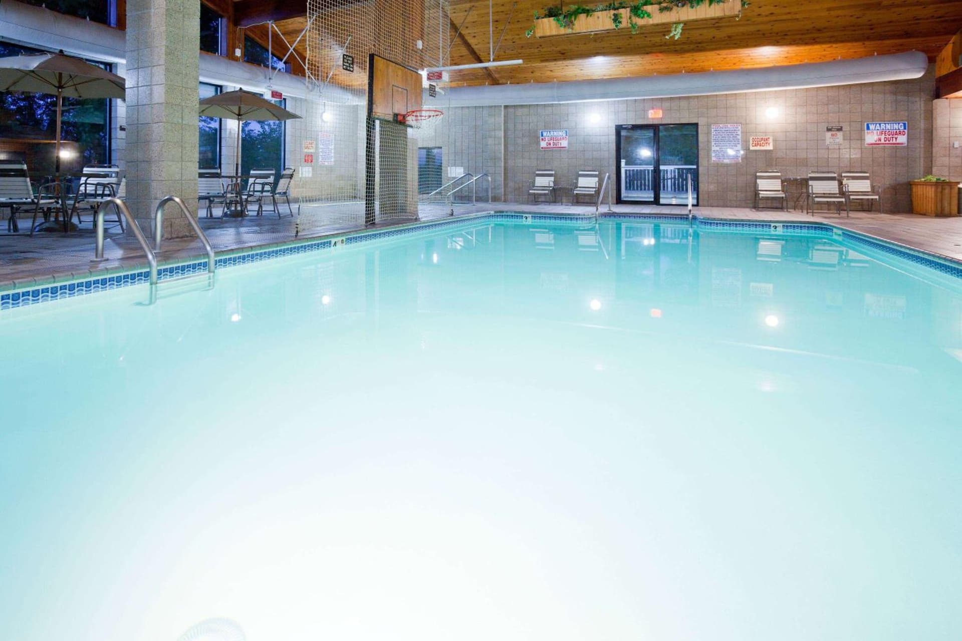 AmericInn by Wyndham New Richmond gallery photo in New Richmond, WI — image 47