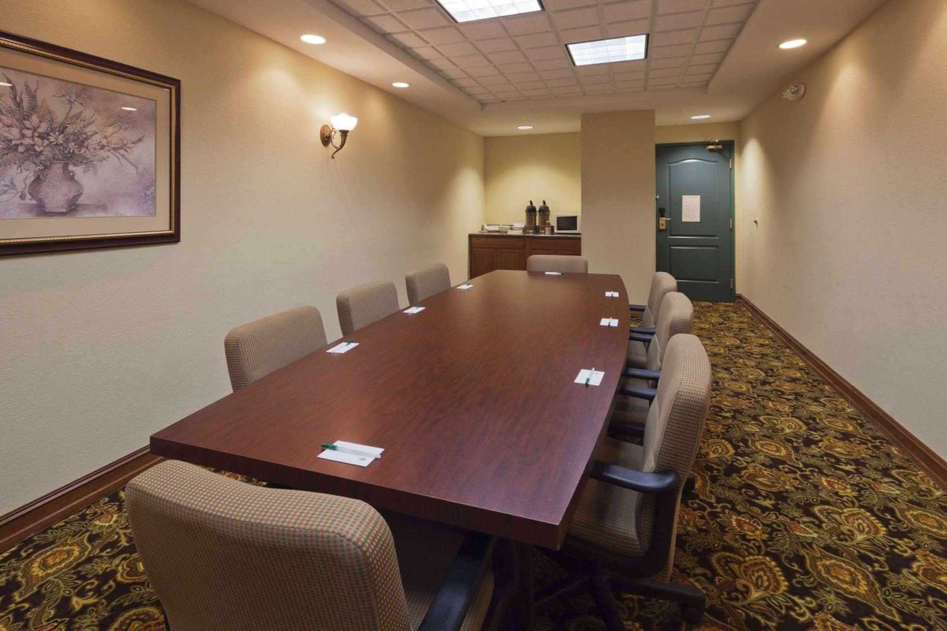 Wingate Suites By Wyndham Mansfield Ontario interior in Mansfield, OH — gallery photo 2