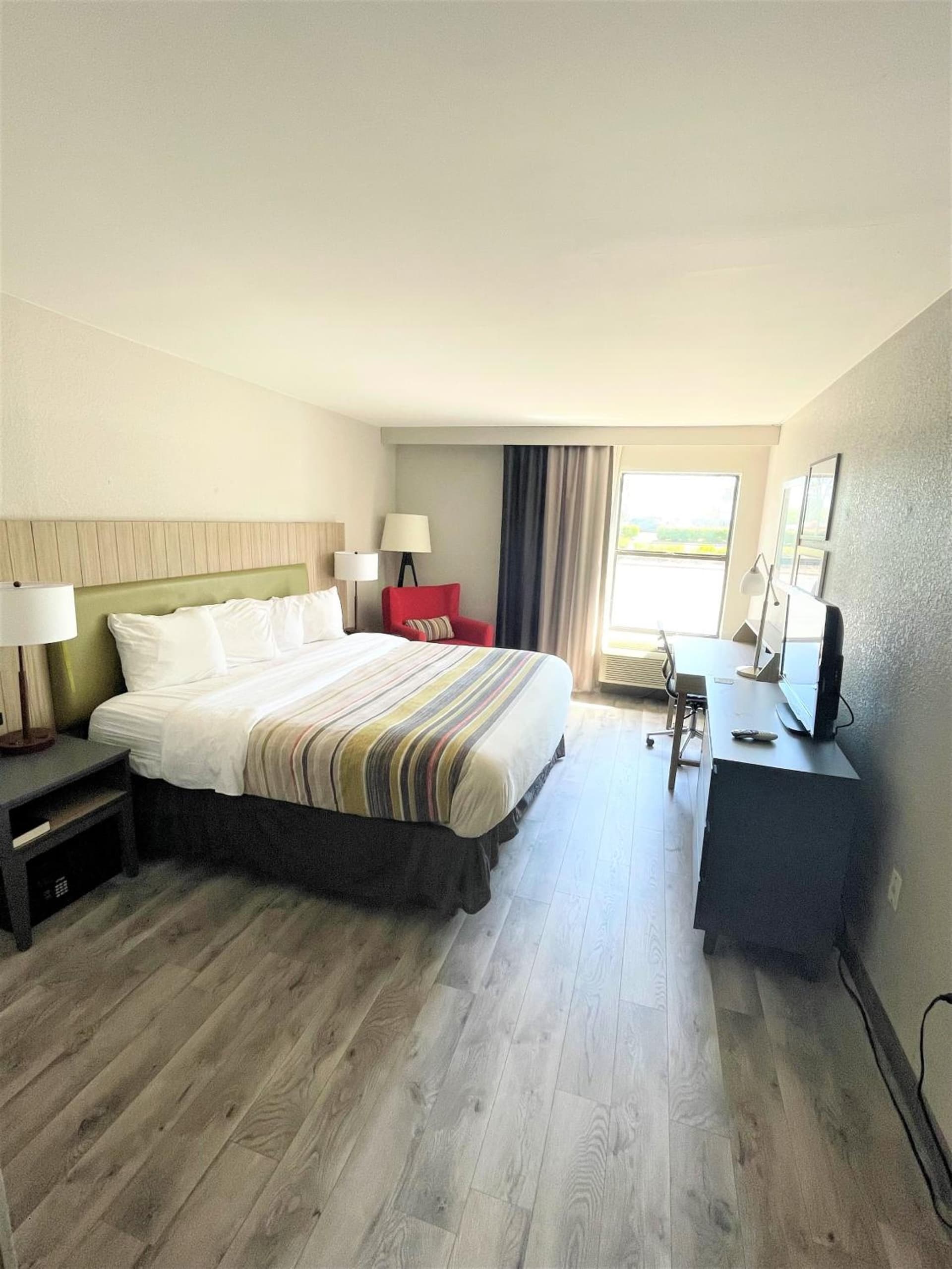 Country Inn & Suites by Radisson, Greenville, NC gallery photo in Winterville, NC — image 31