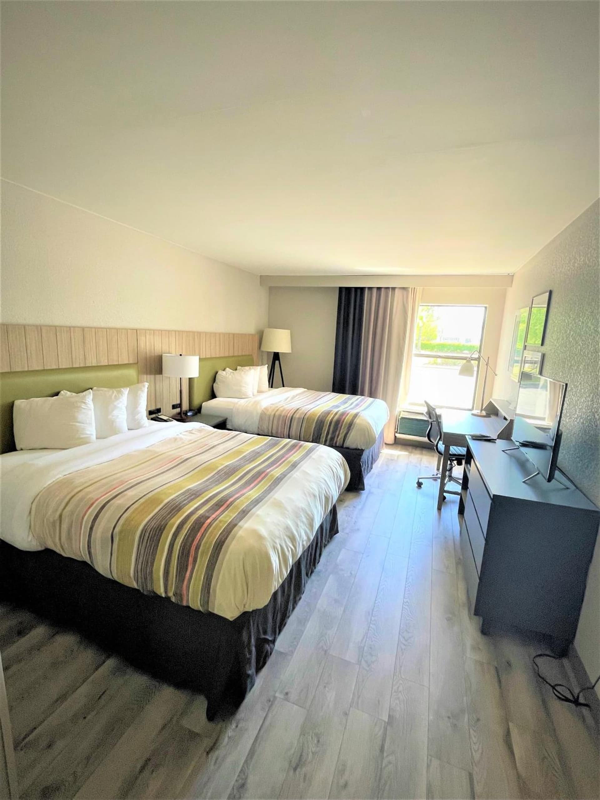 Country Inn & Suites by Radisson, Greenville, NC gallery photo in Winterville, NC — image 36