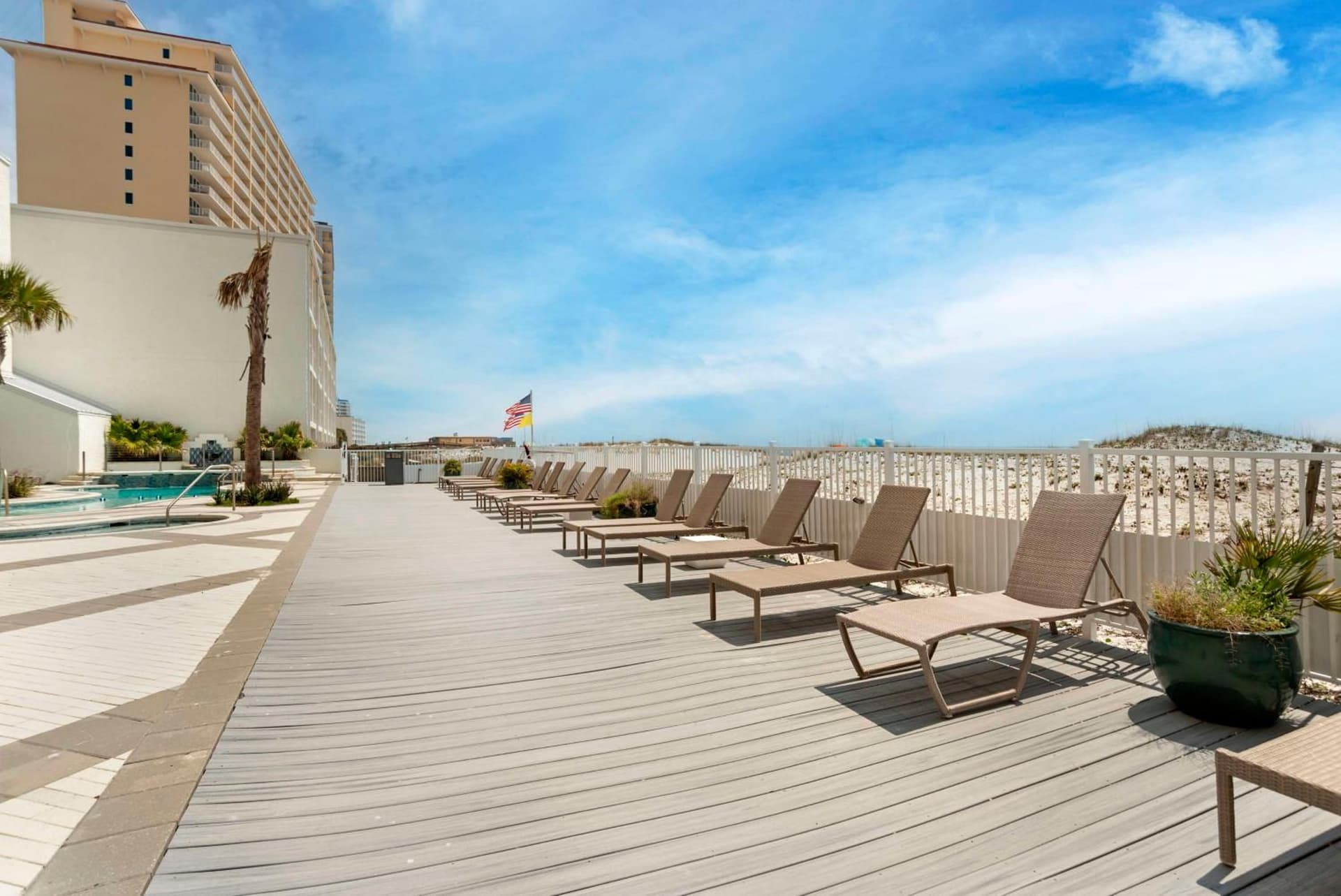 Best Western on the Beach interior in Gulf Shores, AL — gallery photo 2