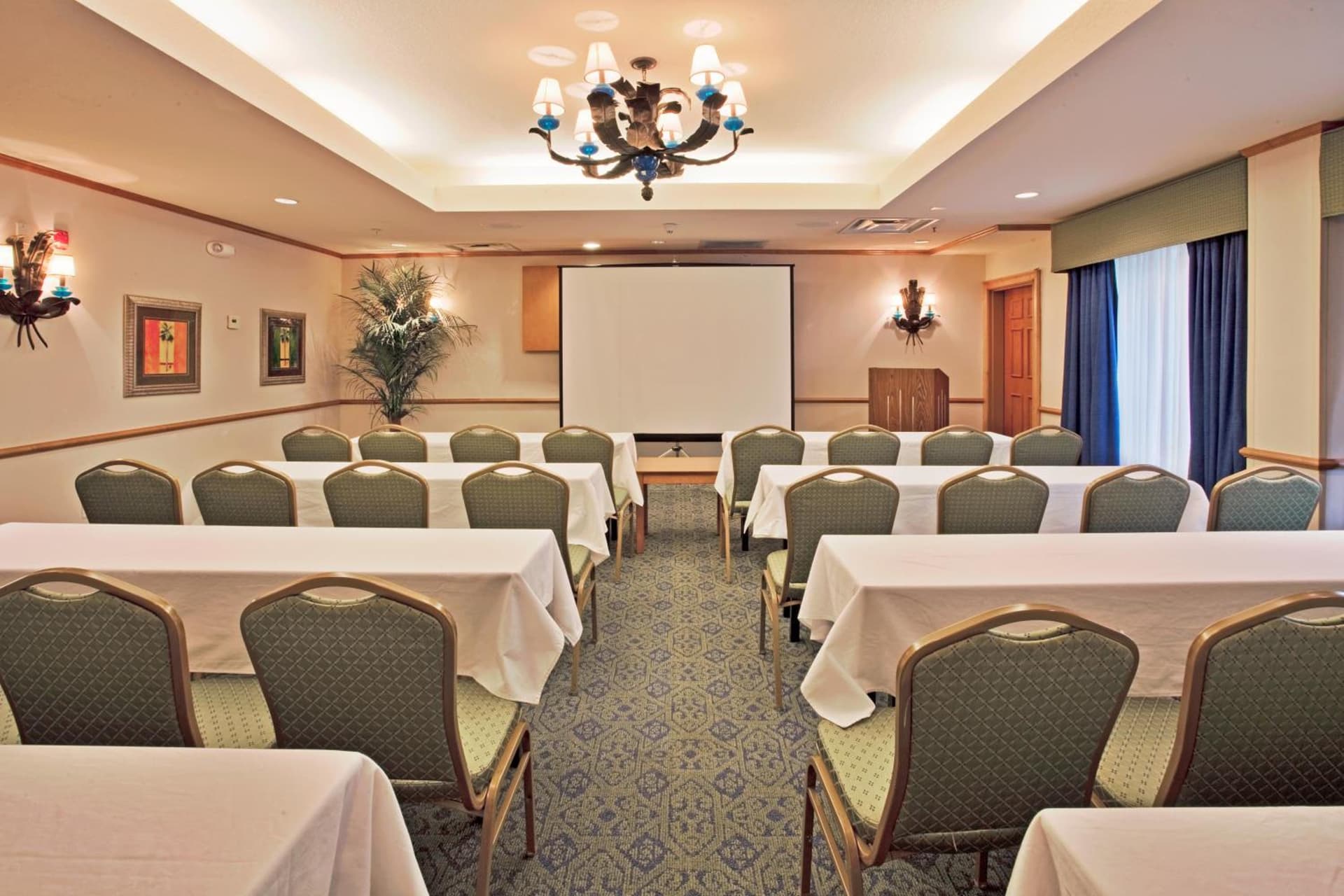Best Western Plus Orlando Lake Buena Vista South Inn & Suites gallery photo in Kissimmee, FL — image 30