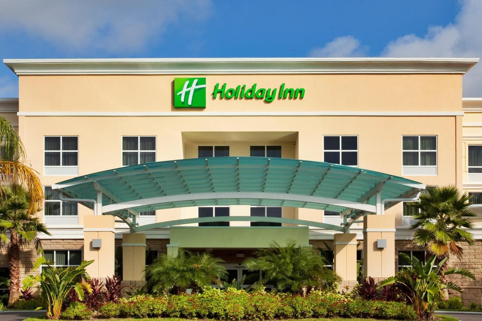 Holiday Inn Daytona Beach LPGA property views in Daytona Beach, FL — gallery photo 3