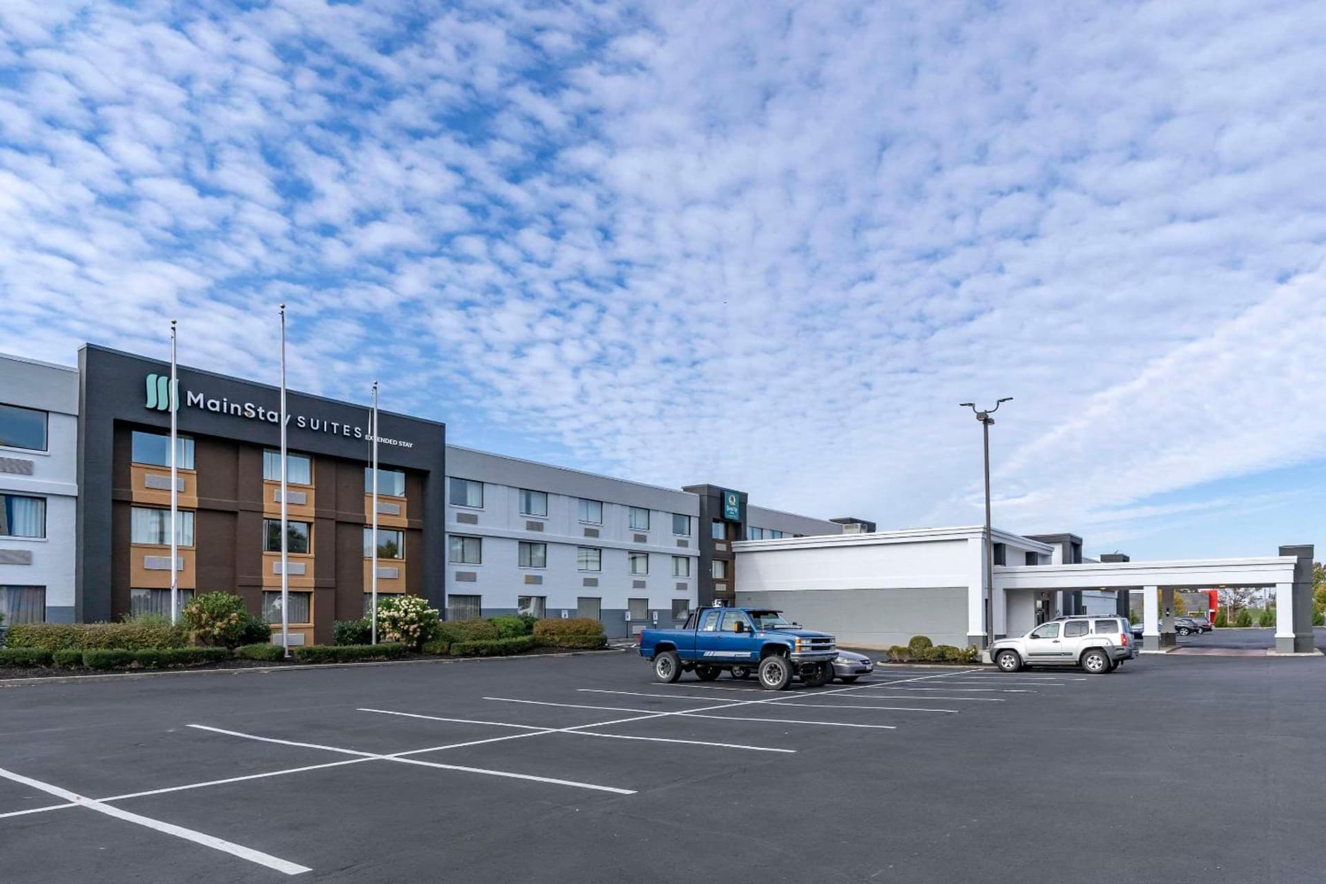 MainStay Suites Lexington I-75 interior in Lexington, KY — gallery photo 2
