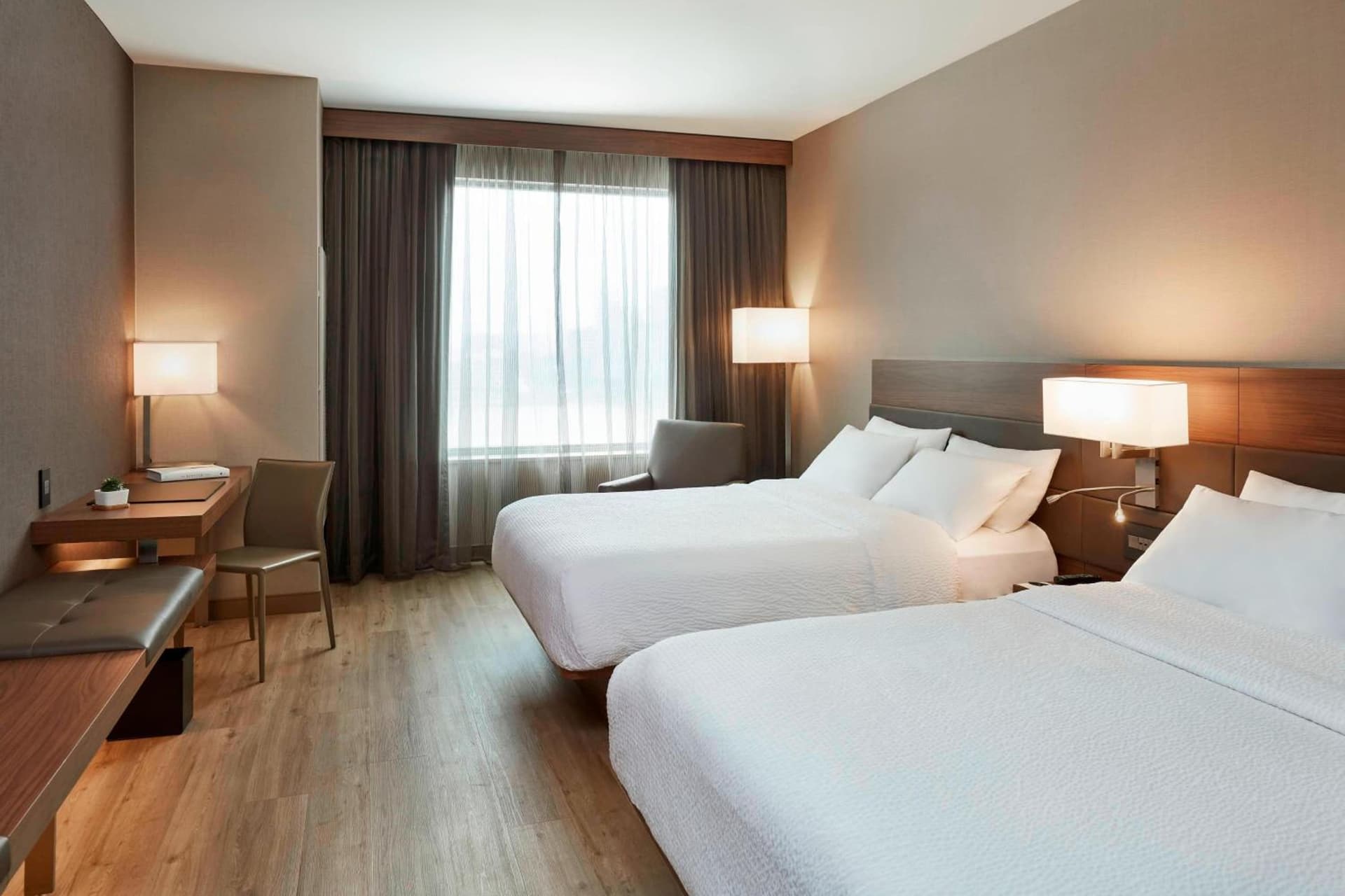 AC Hotel by Marriott Cincinnati at The Banks gallery photo in Cincinnati, OH — image 41