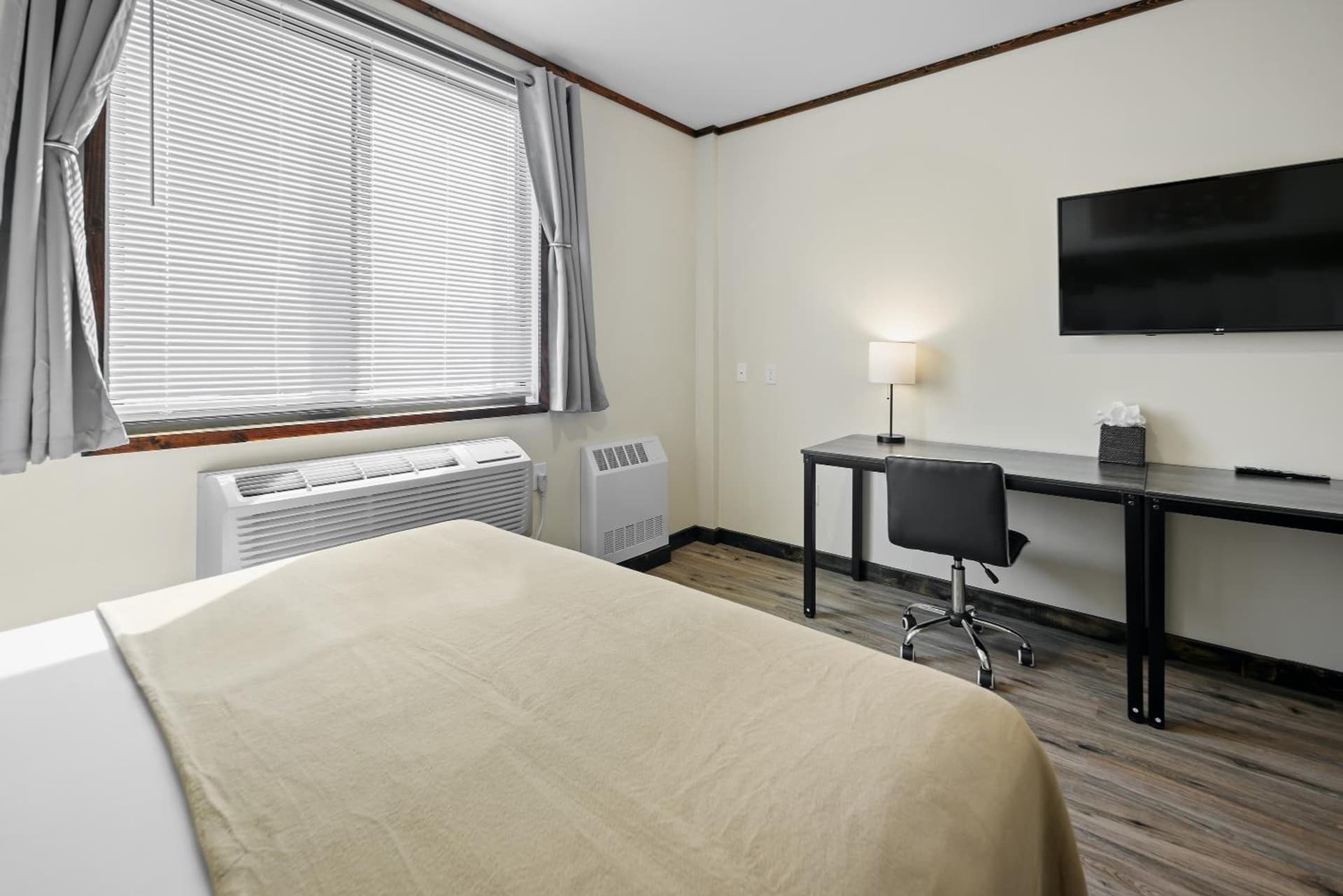 Highbridge Hotel gallery photo in Bronx, NY — image 5