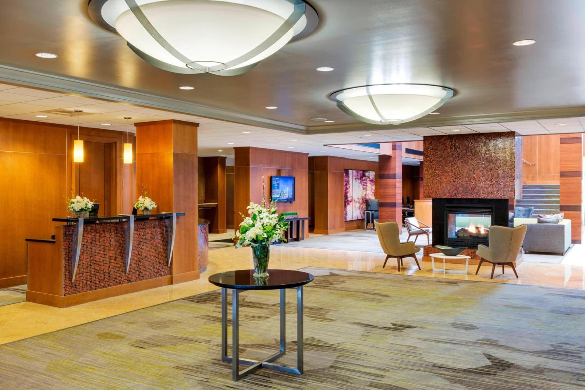Courtyard by Marriott Boston Logan Airport interior in Boston, MA — gallery photo 2