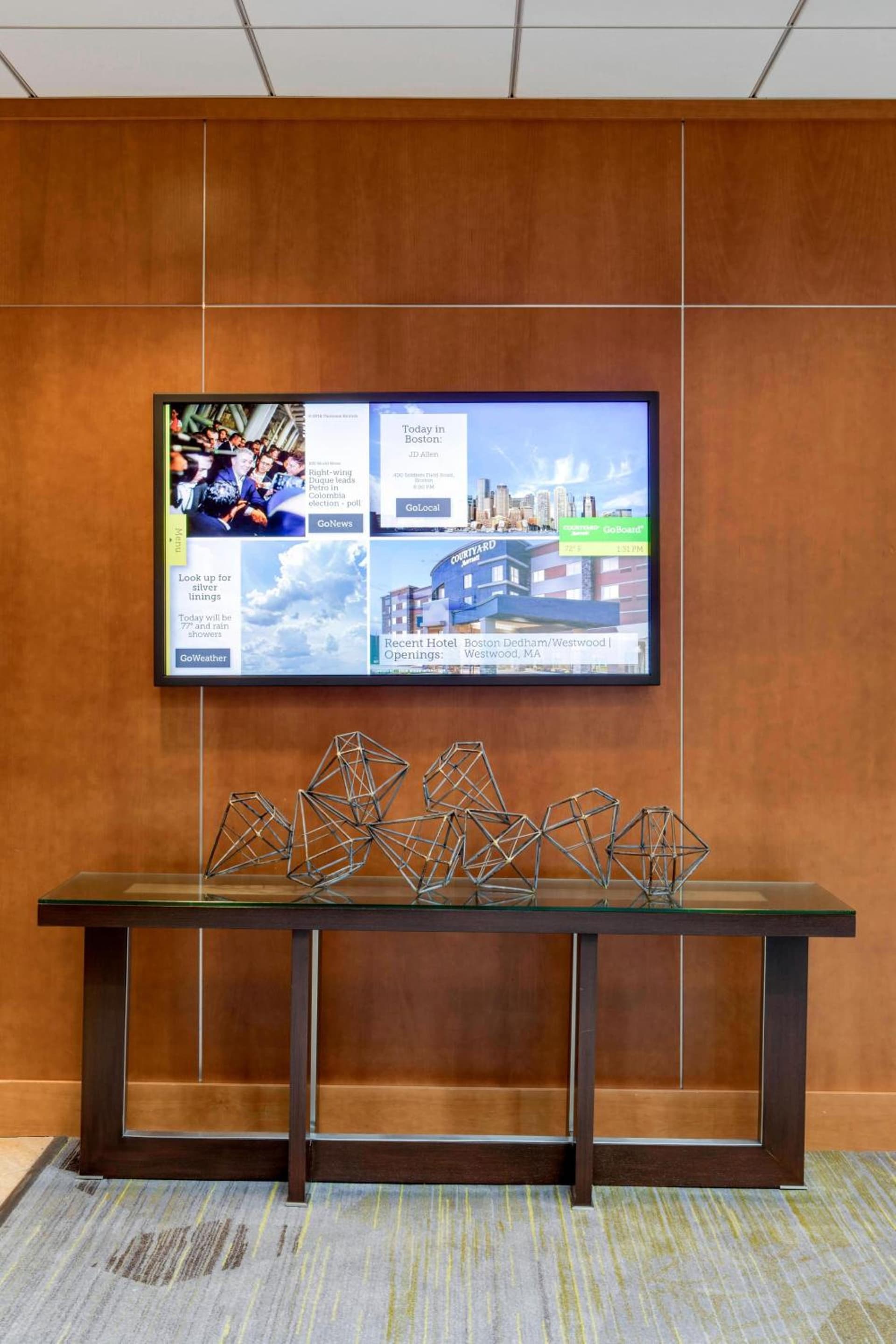 Courtyard by Marriott Boston Logan Airport property views in Boston, MA — gallery photo 3