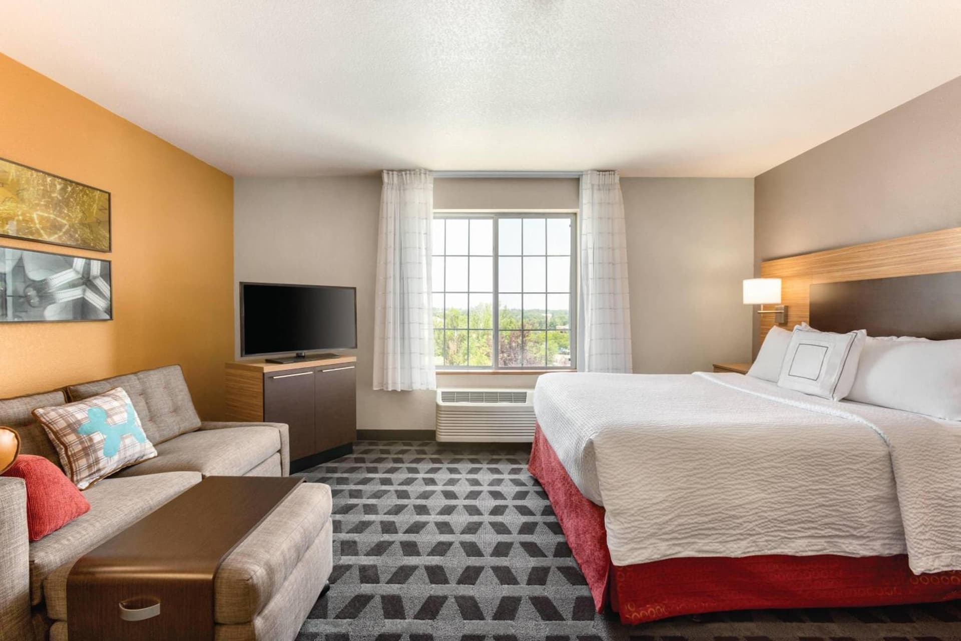 TownePlace Suites by Marriott Denver West Federal Center property views in Lakewood, CO — gallery photo 3