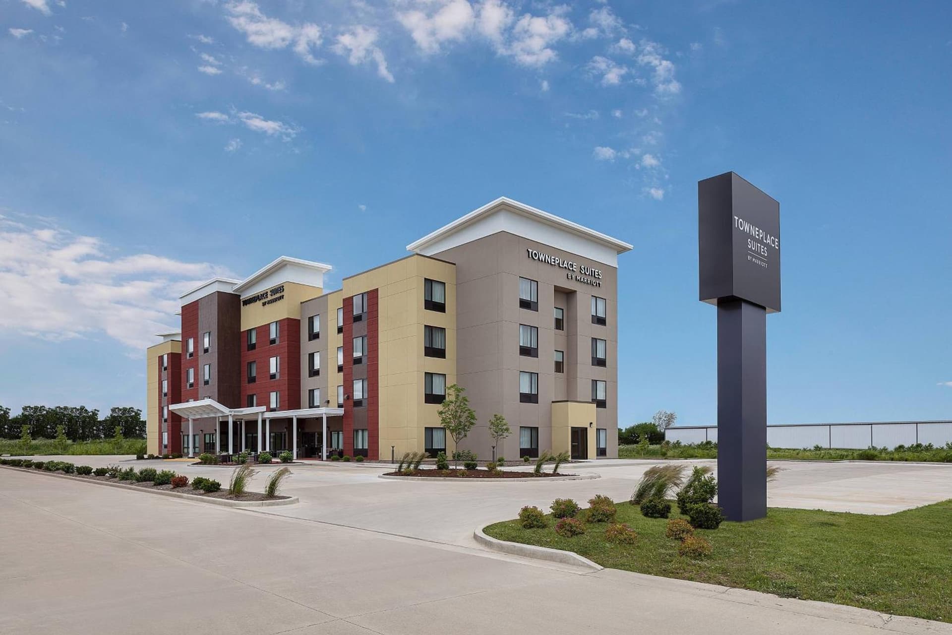 TownePlace Suites by Marriott Danville featured exterior or lobby in Danville, IL — similar hotel