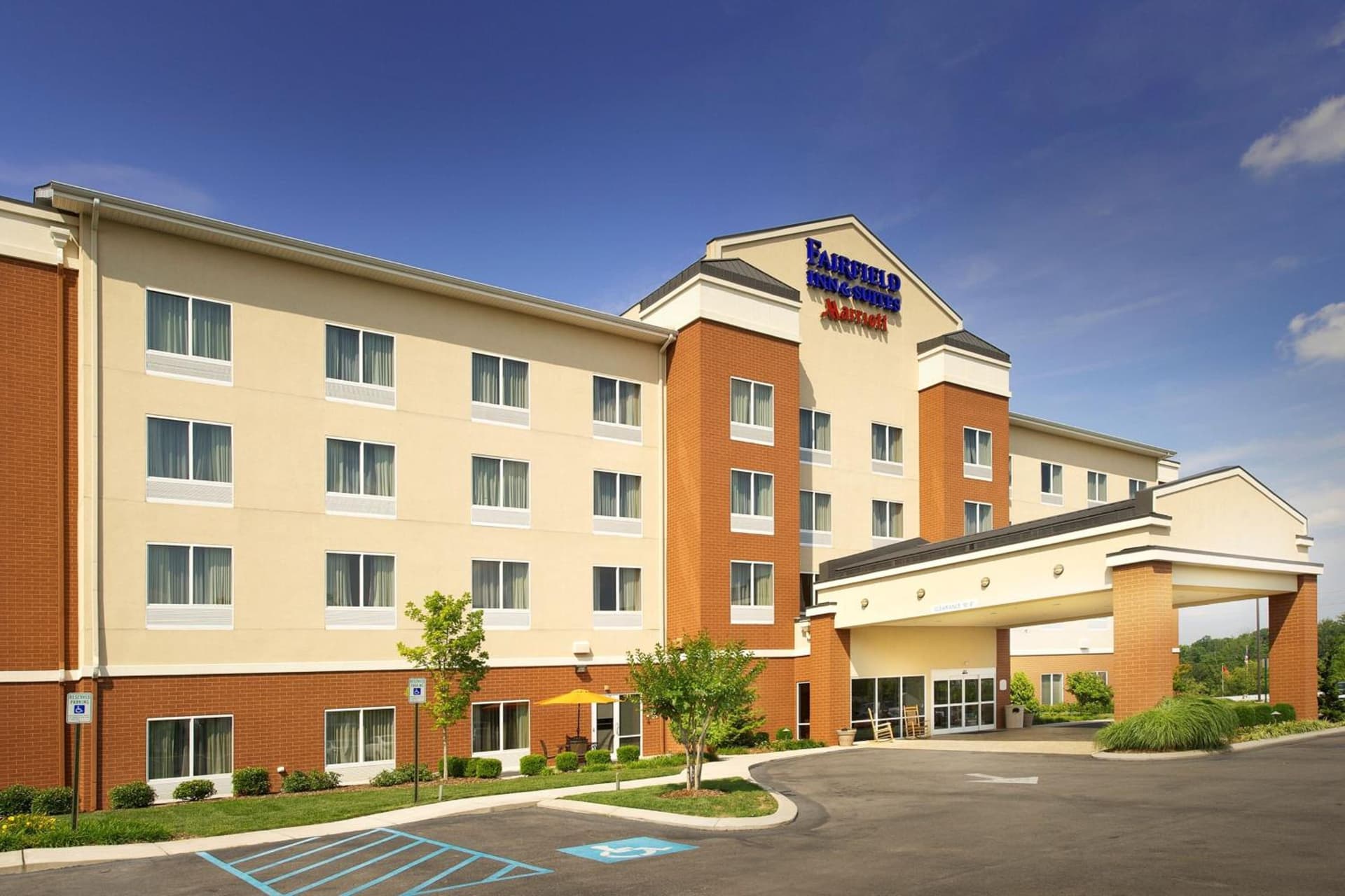 Fairfield Inn and Suites Cleveland property views in Cleveland, TN — gallery photo 3