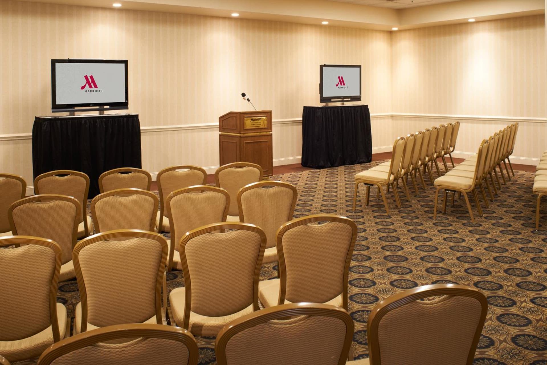 Charleston Marriott Town Center gallery photo in Charleston, WV — image 13