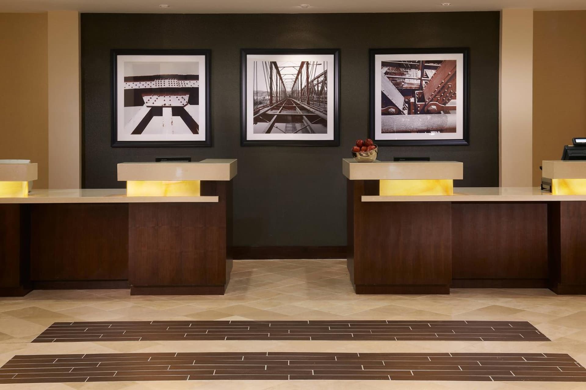 Charleston Marriott Town Center property views in Charleston, WV — gallery photo 3