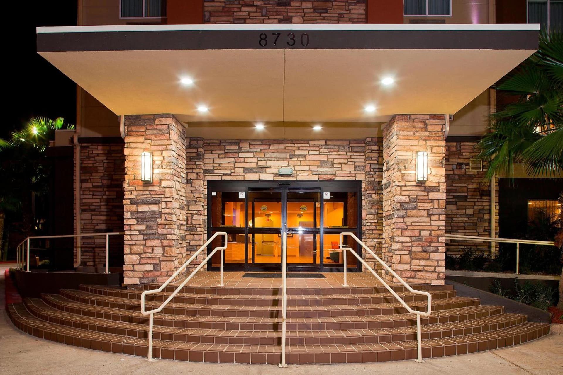Fairfield Inn & Suites Houston Hobby Airport property views in Houston, TX — gallery photo 3