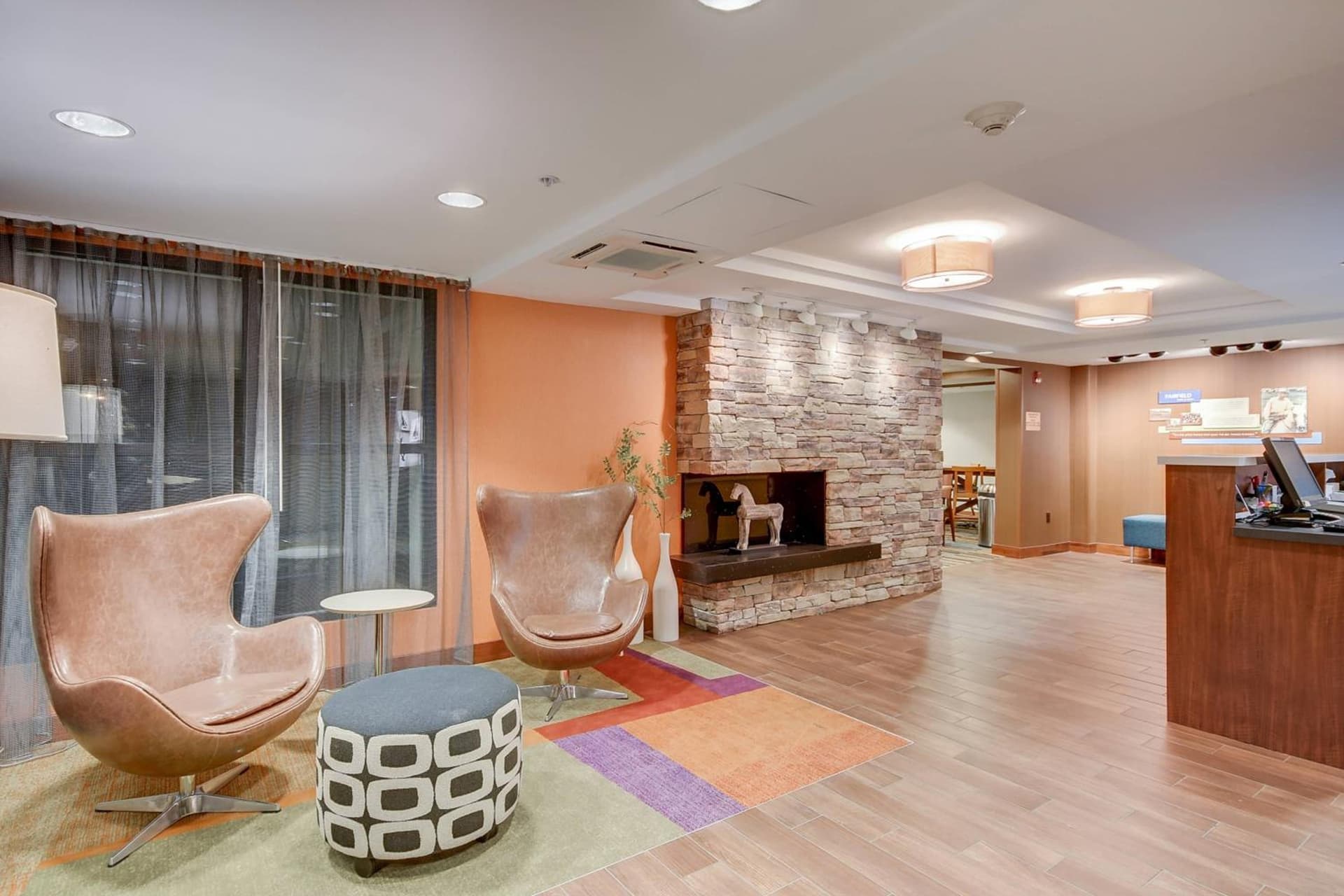 Fairfield Inn Boston Woburn interior in Woburn, MA — gallery photo 2