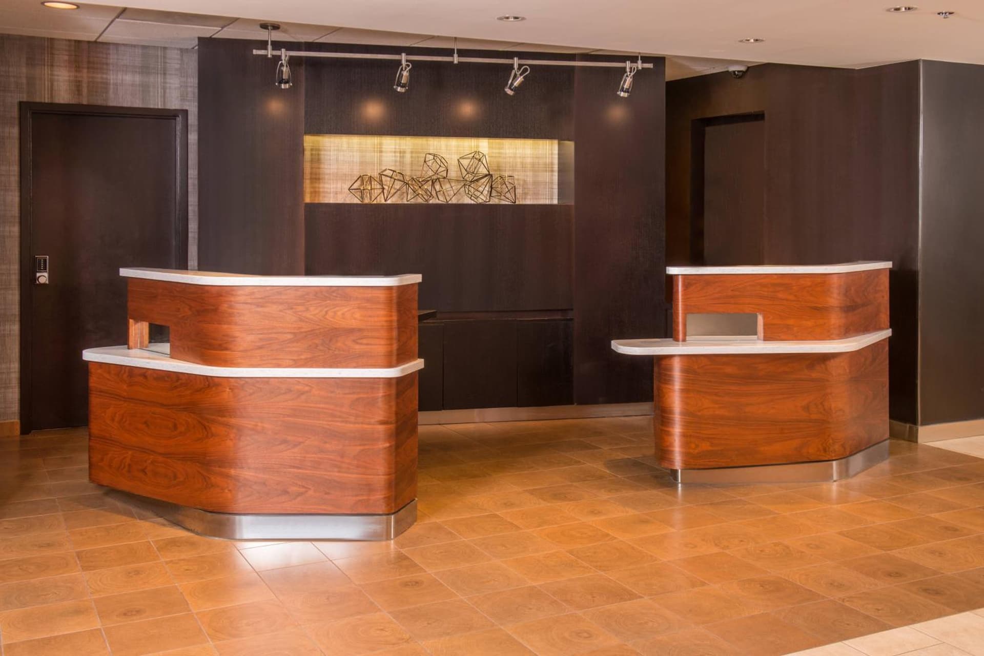 Courtyard by Marriott Dulles Airport Chantilly interior in Chantilly, VA — gallery photo 2