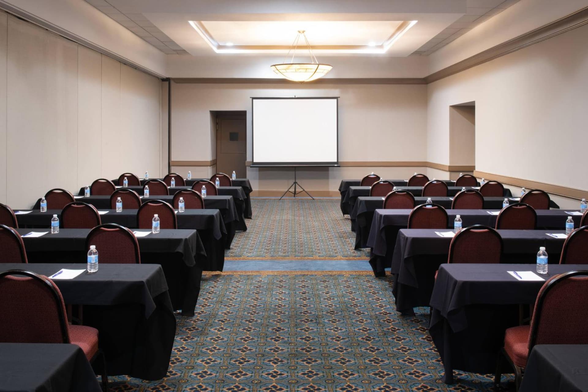 Skyline Hotel Detroit Airport, SureStay Collection by Best Western featured exterior or lobby in Romulus, MI — similar hotel