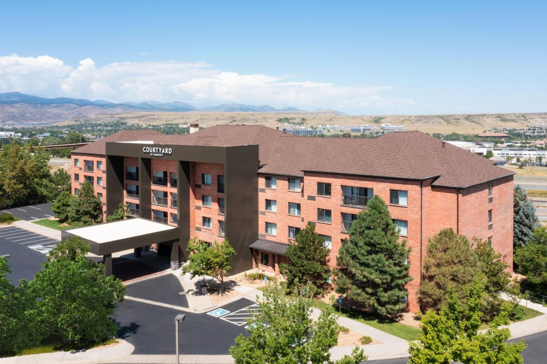 Courtyard by Marriott Denver Golden/Red Rocks interior in Golden, CO — gallery photo 2