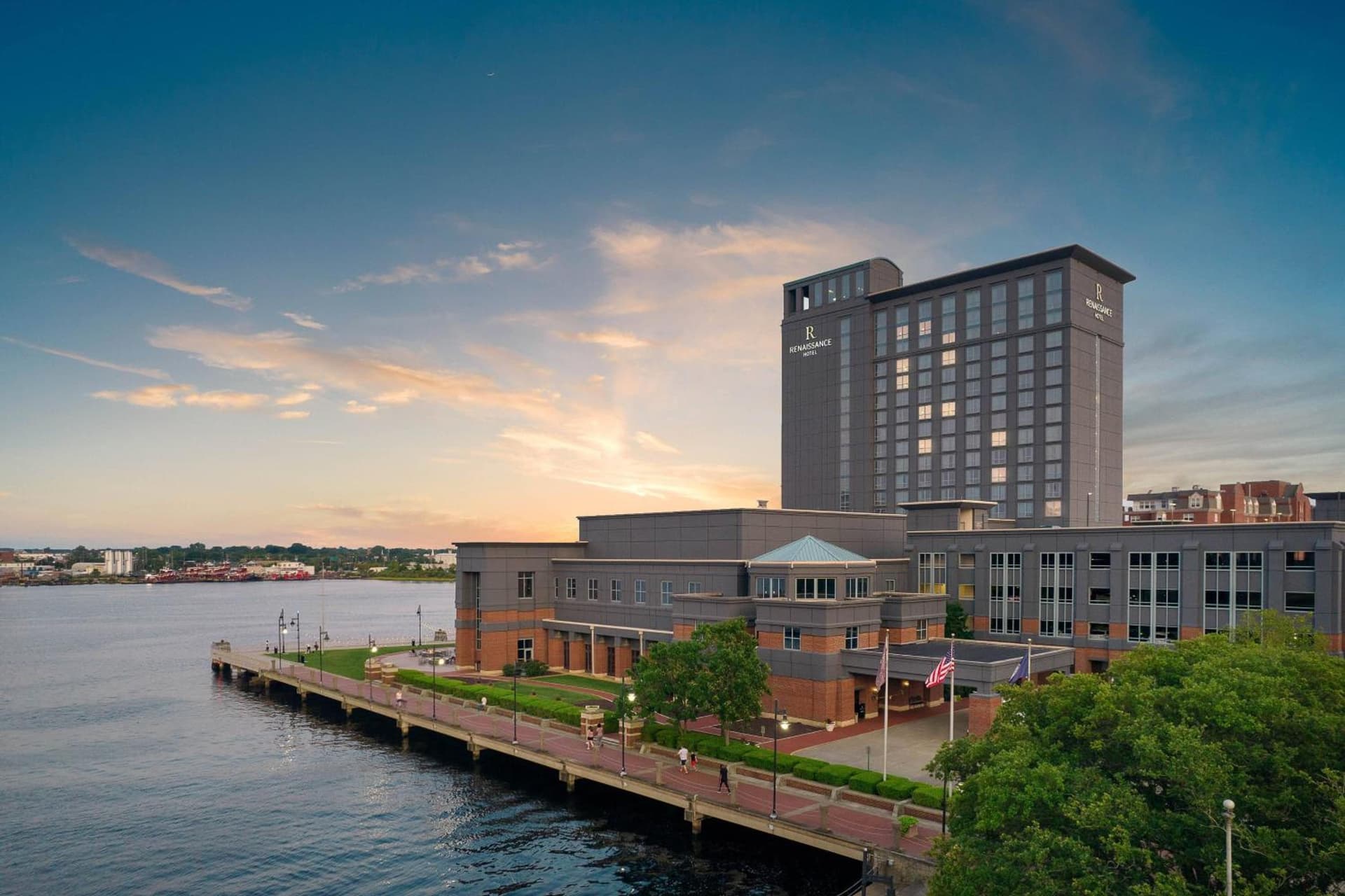 Renaissance Portsmouth-Norfolk Waterfront Hotel gallery photo in Portsmouth, VA — image 23
