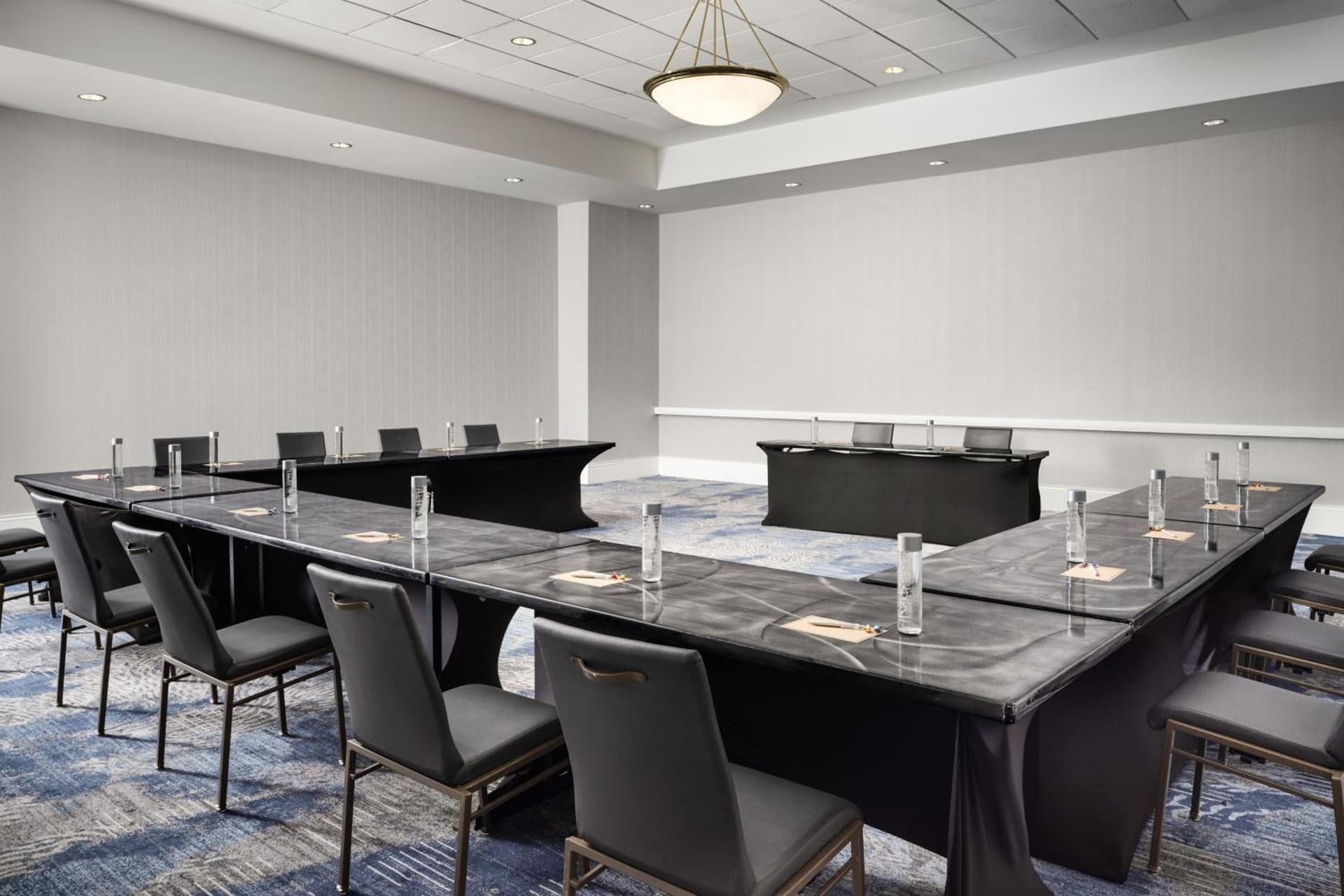 Renaissance Portsmouth-Norfolk Waterfront Hotel gallery photo in Portsmouth, VA — image 20