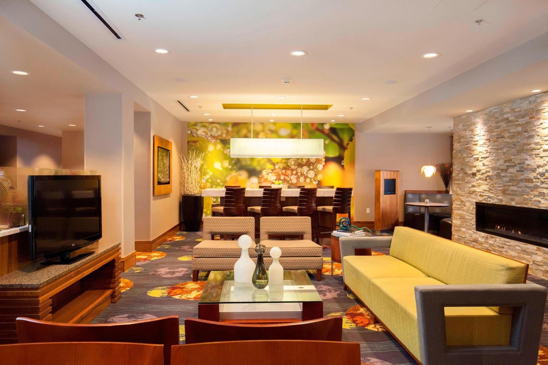 Courtyard by Marriott Ithaca Airport/University interior in Ithaca, NY — gallery photo 2
