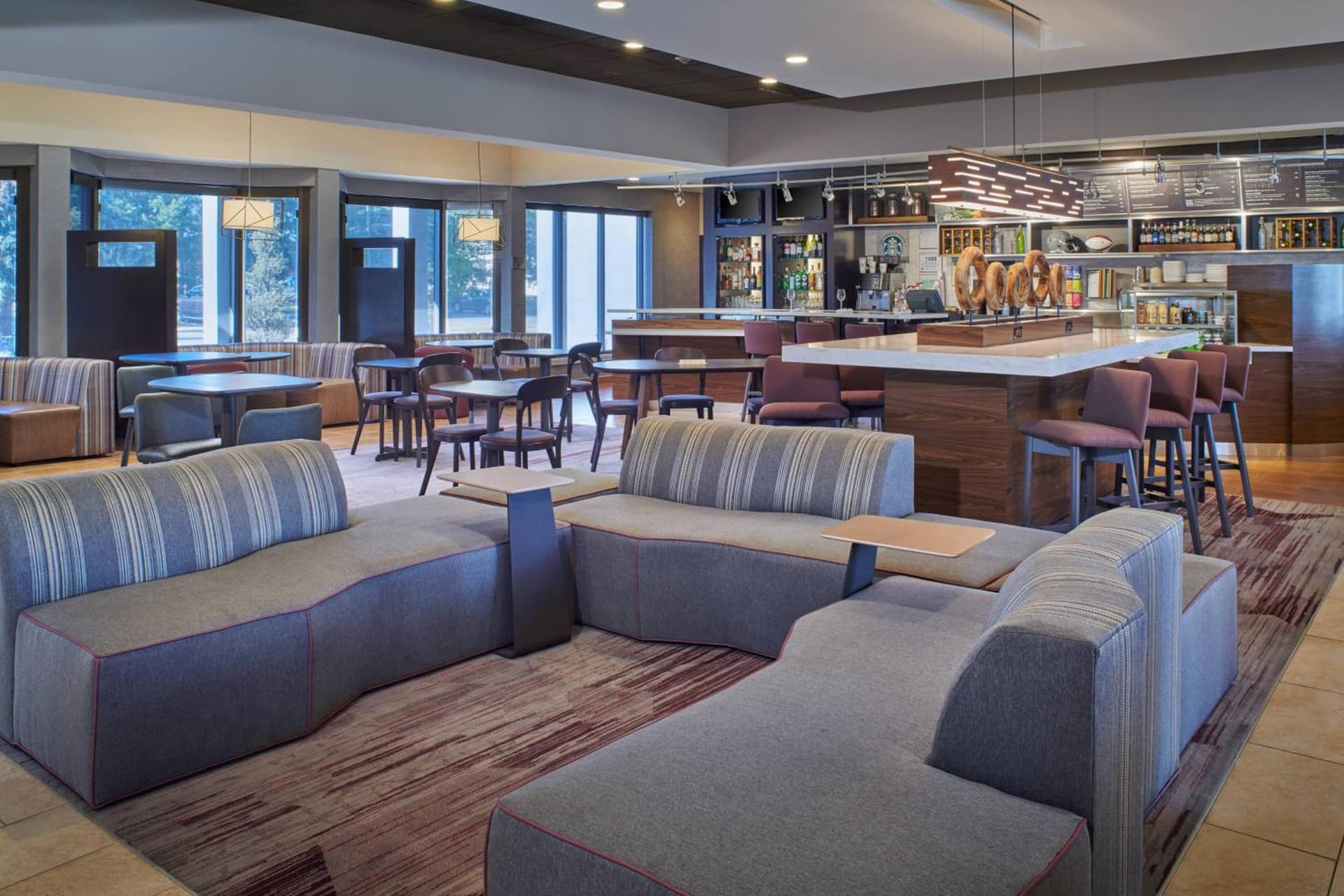 Courtyard by Marriott Detroit Warren gallery photo in Warren, MI — image 16