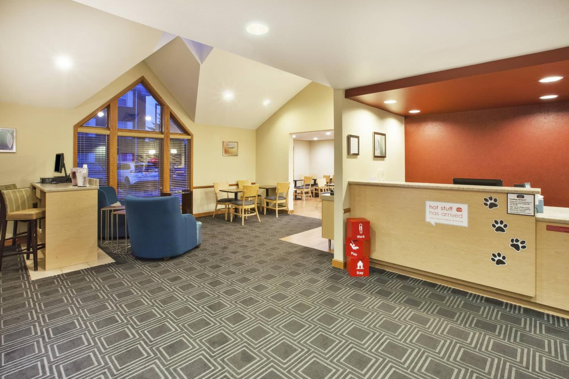 TownePlace Suites Detroit Sterling Heights interior in Sterling Heights, MI — gallery photo 2