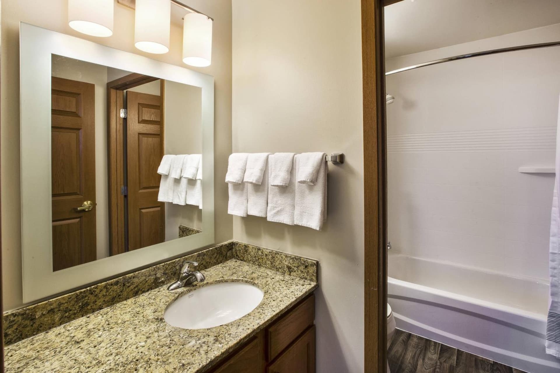 TownePlace Suites Detroit Sterling Heights gallery photo in Sterling Heights, MI — image 7