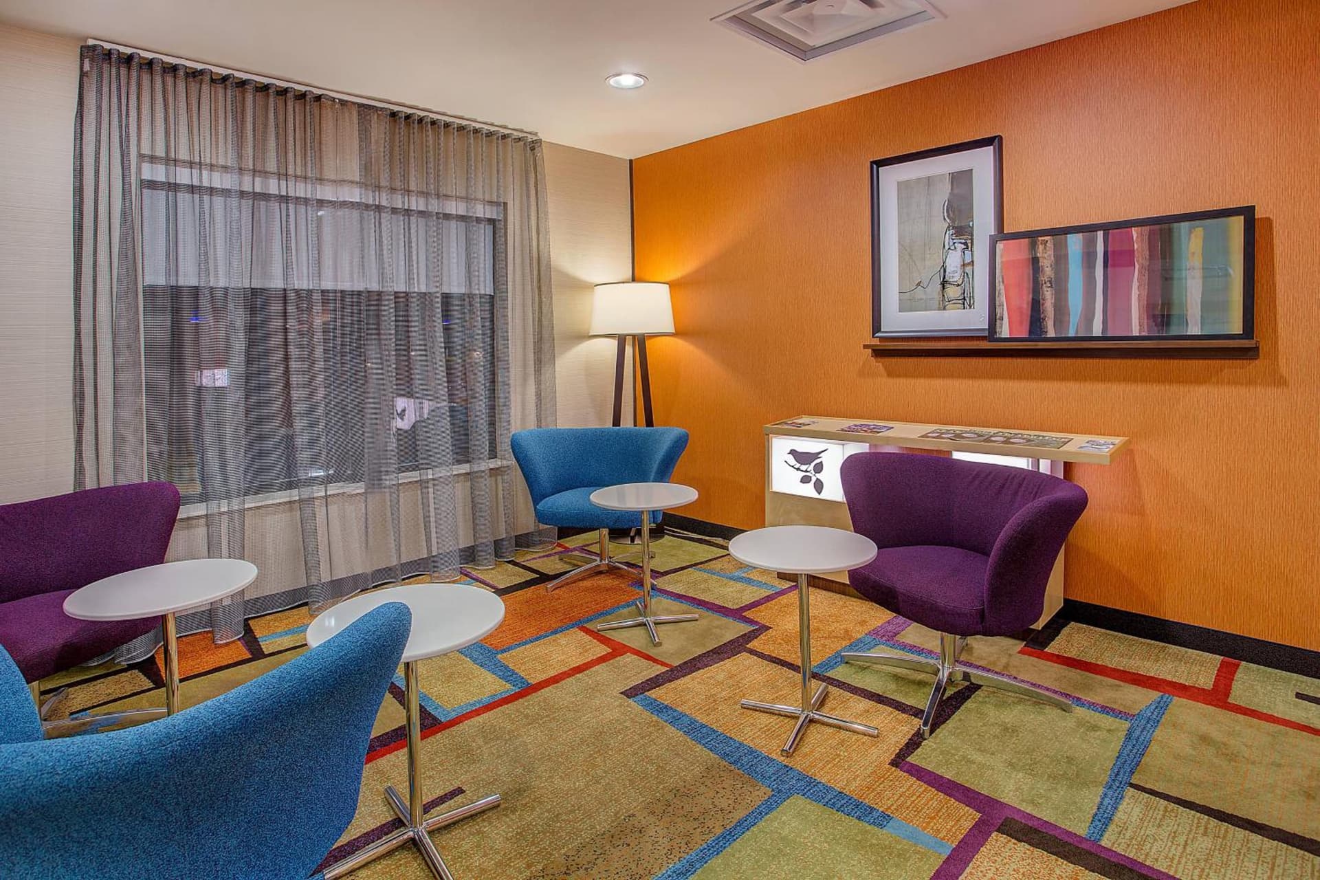 Fairfield Inn & Suites Kodak interior in Kodak, TN — gallery photo 2