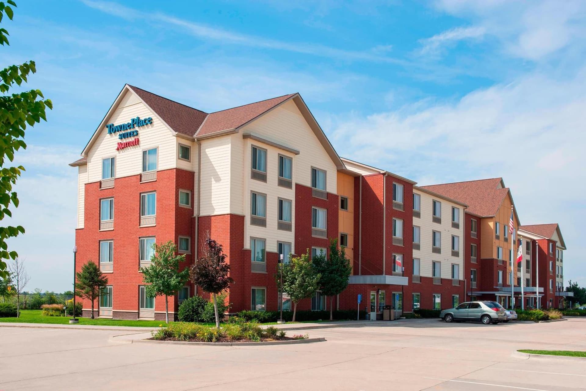 TownePlace Suites Des Moines Urbandale featured exterior or lobby in Johnston, IA — similar hotel