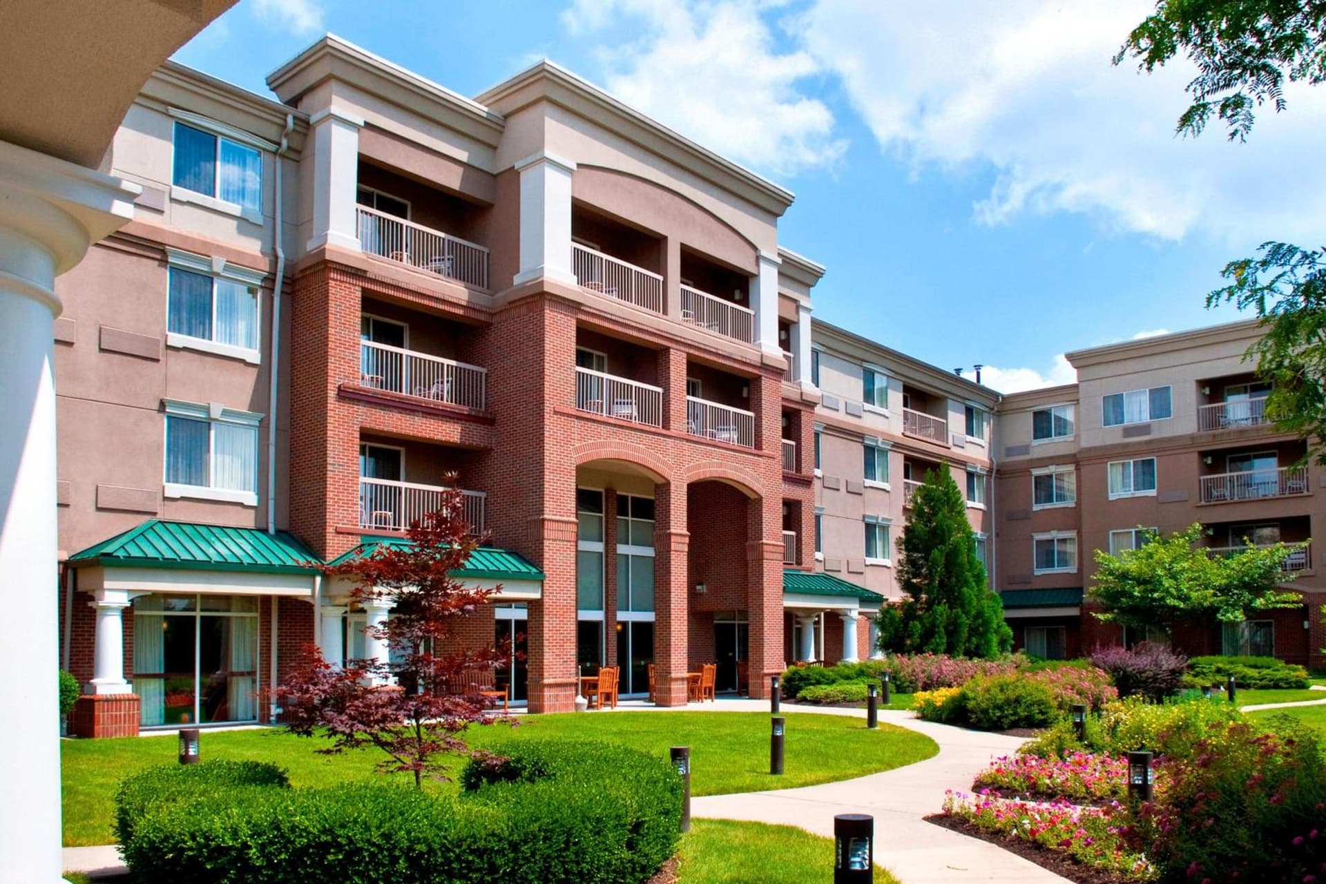 Courtyard by Marriott Basking Ridge property views in Basking Ridge, NJ — gallery photo 3
