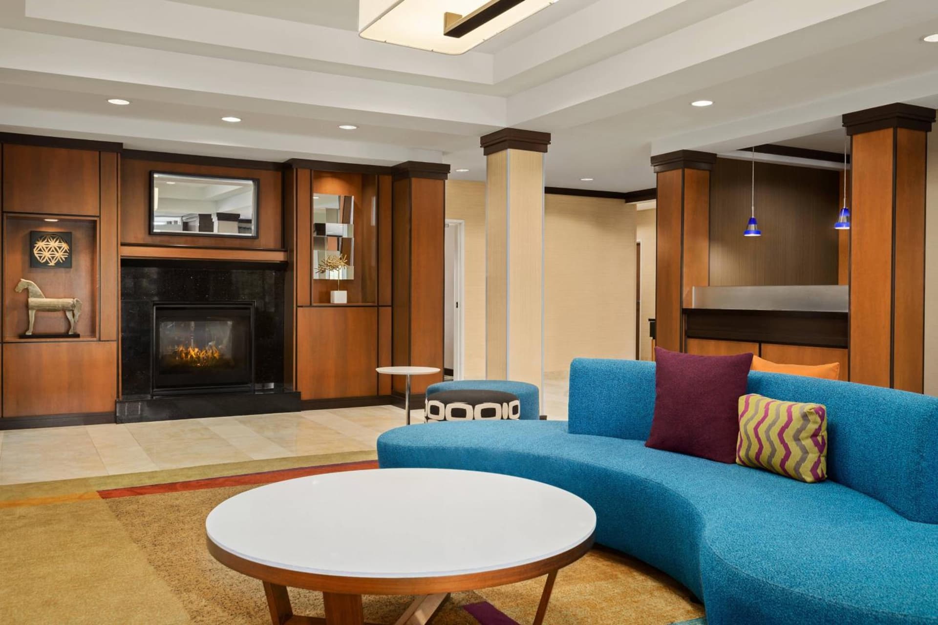 Fairfield Inn & Suites by Marriott Weirton interior in Weirton, WV — gallery photo 2