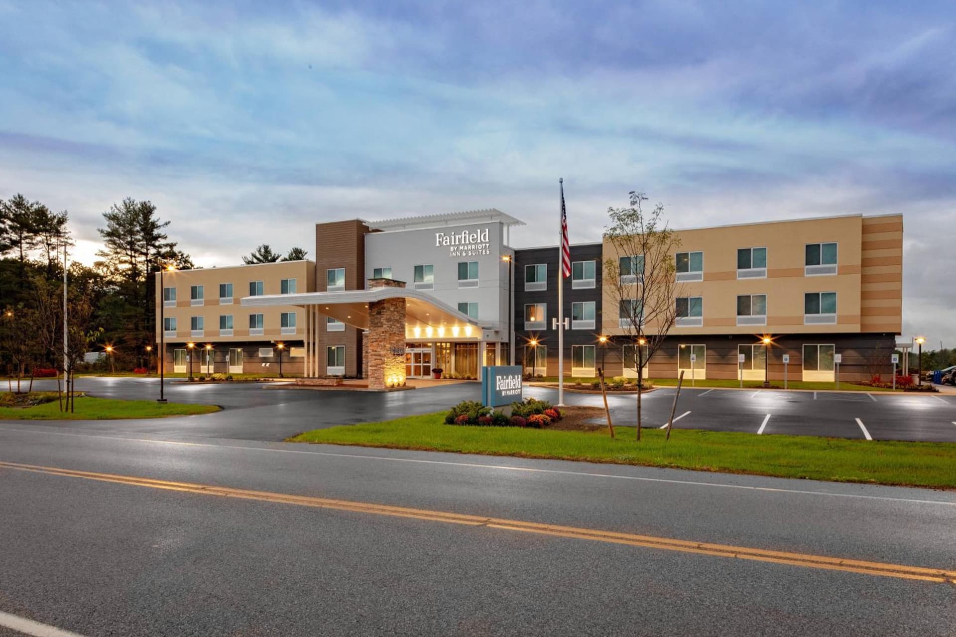 Fairfield Inn & Suites by Marriott Queensbury Glens Falls/Lake George featured exterior or lobby in Queensbury, NY — similar hotel