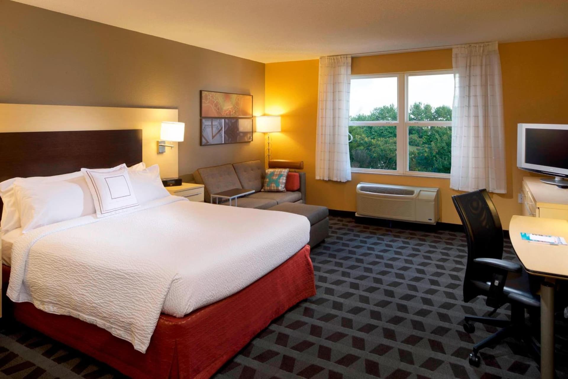 TownePlace Suites by Marriott Jacksonville gallery photo in Jacksonville, NC — image 14