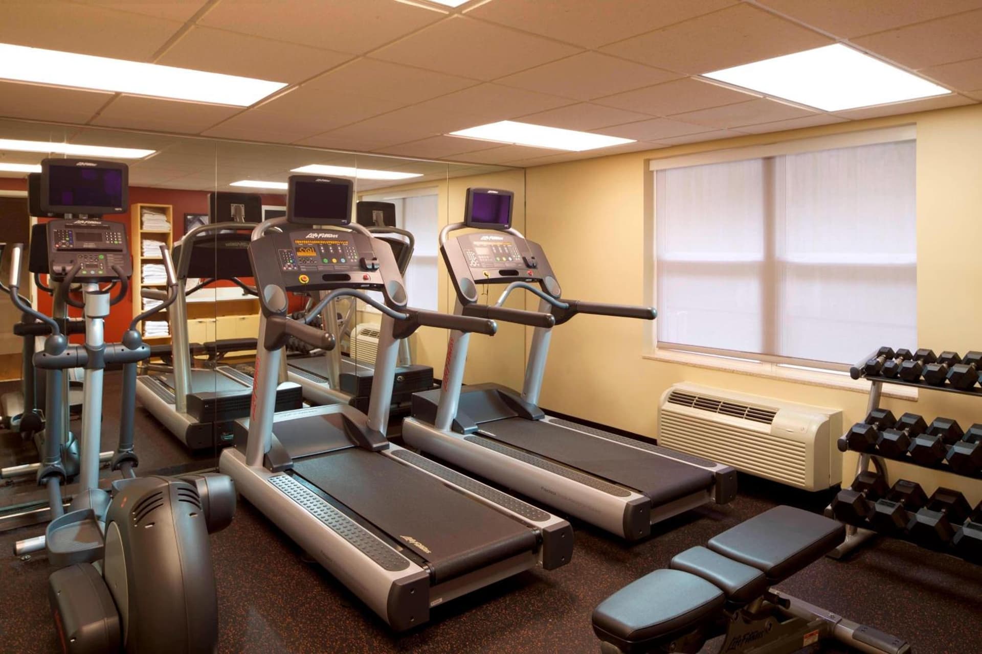 TownePlace Suites by Marriott Jacksonville gallery photo in Jacksonville, NC — image 12
