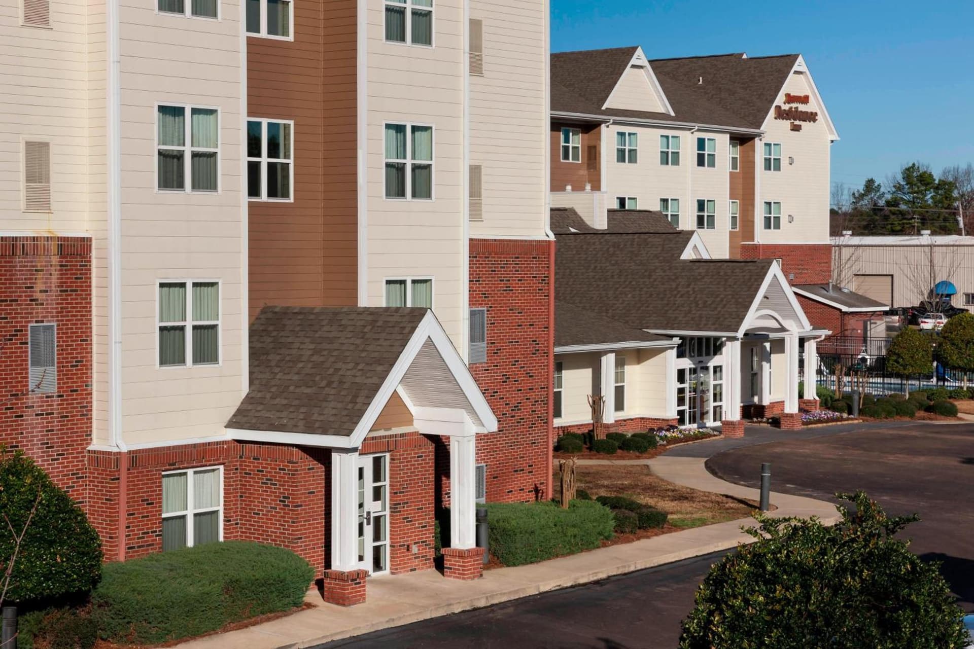 Residence Inn Jackson Ridgeland interior in Ridgeland, MS — gallery photo 2
