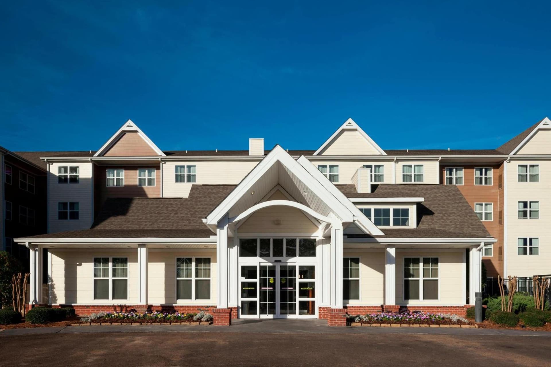 Residence Inn Jackson Ridgeland property views in Ridgeland, MS — gallery photo 3